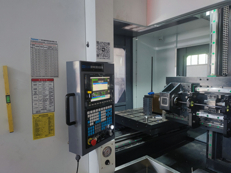 HM-1311-13一米三卧式深孔钻机床(图3)